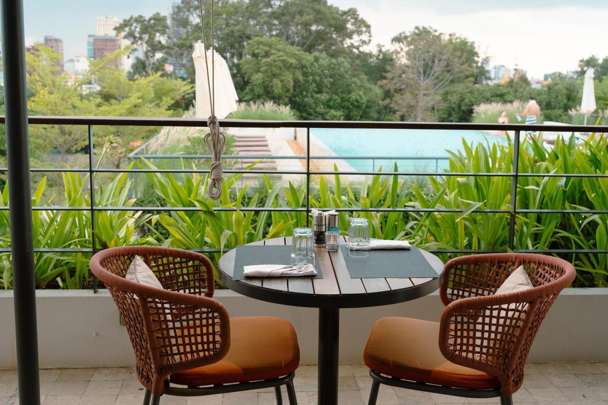 Penh House Hotel Phnompen Kültér fotó